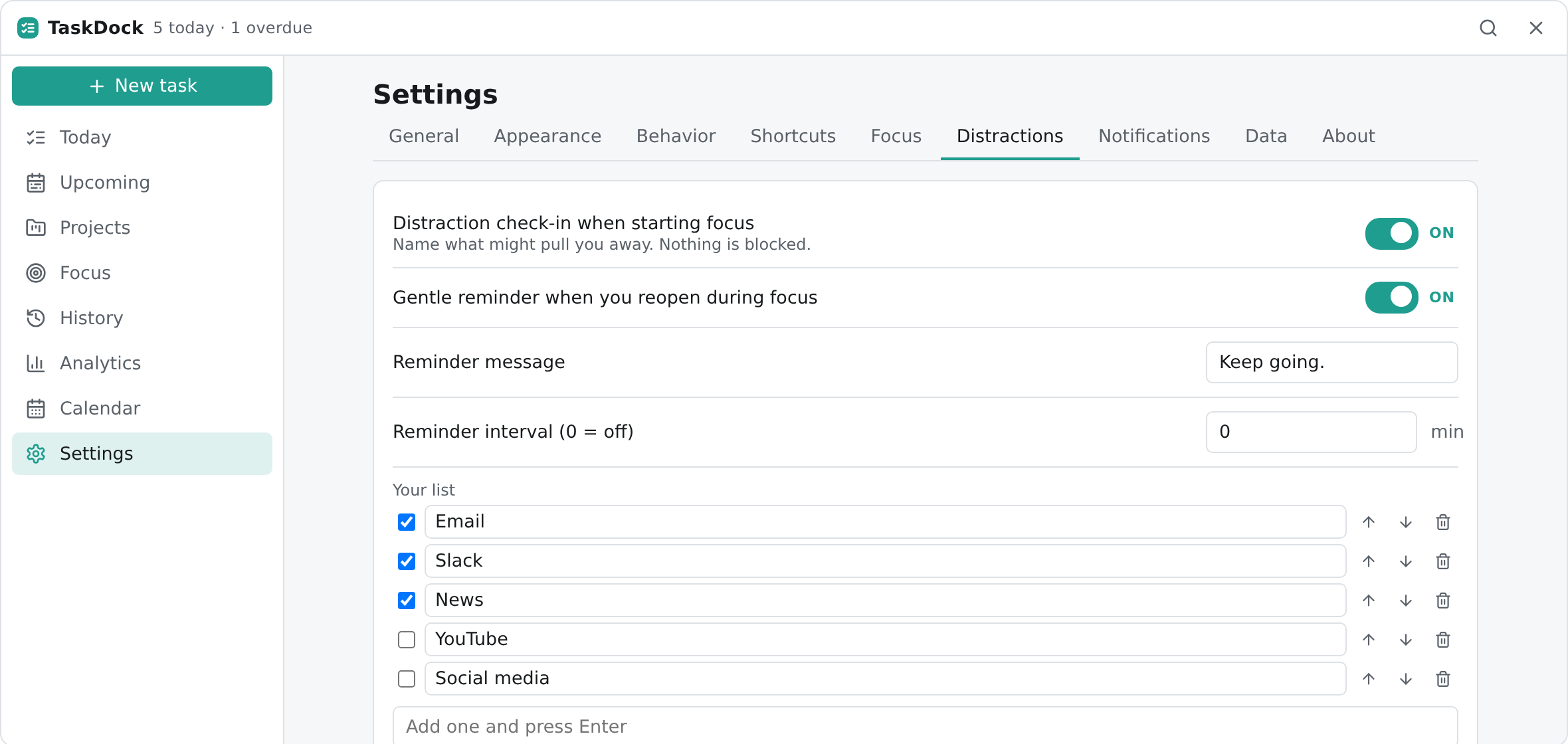 Settings, Distractions tab, with reminder options and the editable list of distractions
